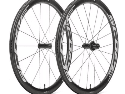 Roues SCOPE R4 carbone 45 mm pneu patins Noire/Blanche