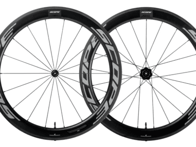 Roues SCOPE R5 carbone 57 mm pneu patins Noire/Blanche