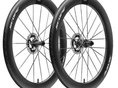Roues ARTECH 6 Disc carbone 65 mm Pneu 1244 gr