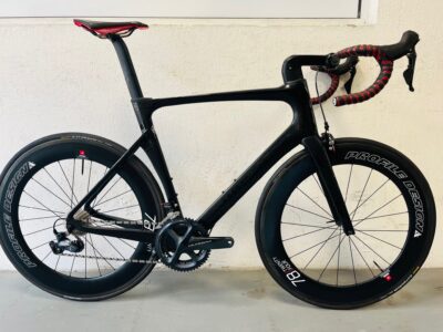 Vélo GUERCIOTTI EUREKA AIR carbone Noir
