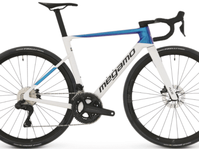 Vélo MEGAMO PULSE 05 Carbone Shimano Ultégra Di2 12V 2026 White Blue
