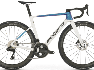 Vélo MEGAMO PULSE 05 CW Carbone Shimano Ultégra Di2 12V 2026 White Blue