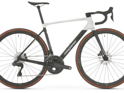 Vélo MEGAMO RAISE 05 carbone Shimano Ultégra Di2 12V 2026 Noir/blanc