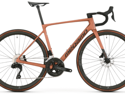 Vélo MEGAMO RAISE 20 carbone Shimano 105 12V 2026 Brown