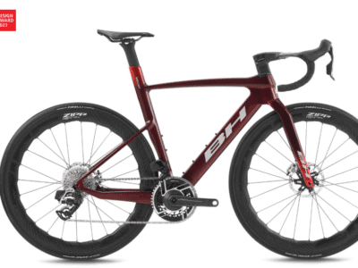 Vélo BH AEROLIGHT 9.0 SRAM Red AXS 12V 2025 Rouge