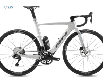 Vélo électrique BH iAEROLIGHT Carbone 1.8 600Wh Autonomie 145 kms 40 Km/h 2026 Blanc