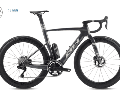 Vélo électrique BH iAEROLIGHT Carbone 1.9 600Wh Autonomie 145 kms 40 Km/h 2026 Gris silver