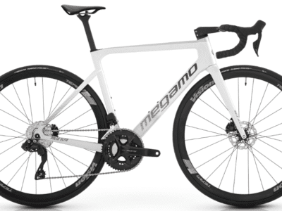 Vélo MEGAMO PULSE Elite 15 Carbone Shimano 105 Di2 12V Blanc silver