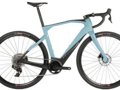 Vélo électrique PINARELLO Nytro E5 Gravel Carbone Sram Rival AXS 12V Bleu Airforce