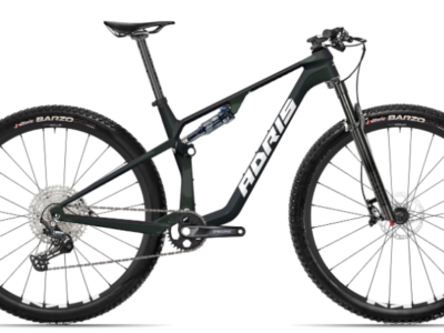 VTT ADRIS Carbone " Le flexible" Shimano Déore 12V Noir Oil